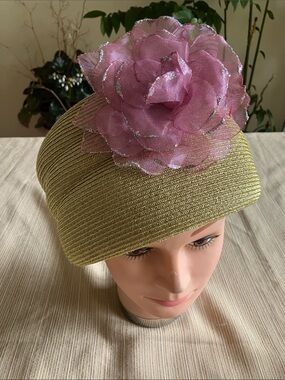 Elegant Metallic Gold Straw Cloche Hat with Metallic Pink Floral Accent